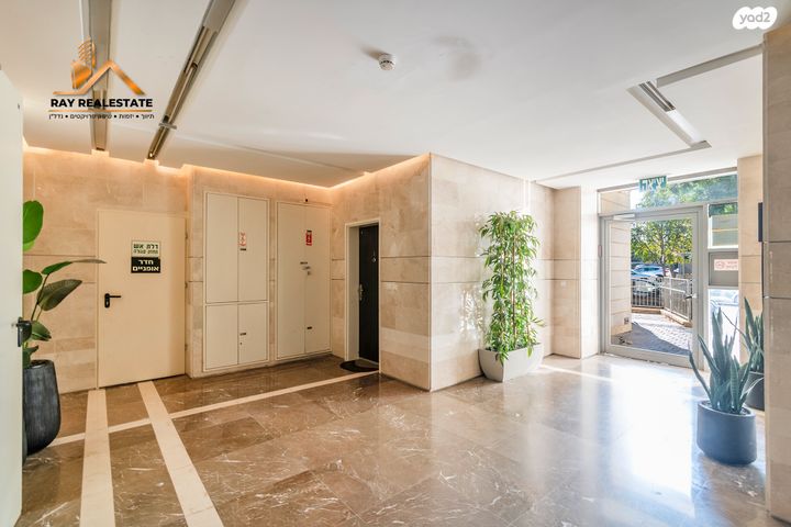 דירת גן, הנחשול, נאות רבין, יבנה