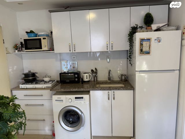 דירה, דוד רזיאל, רמת הנשיא, בת ים