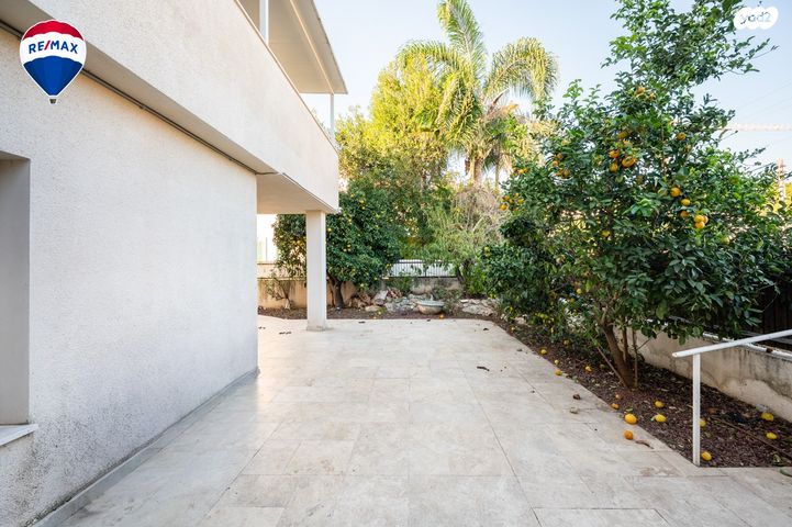 דו משפחתי, מושבה מרכז, זכרון יעקב