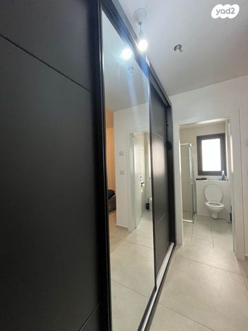 דירה, יצחק שמיר, נהריה