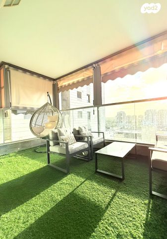 דירה, אהרון מזיא, שעריים, רחובות