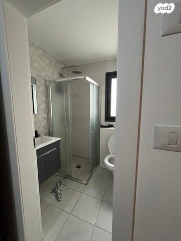 דירה, יצחק שמיר, נהריה