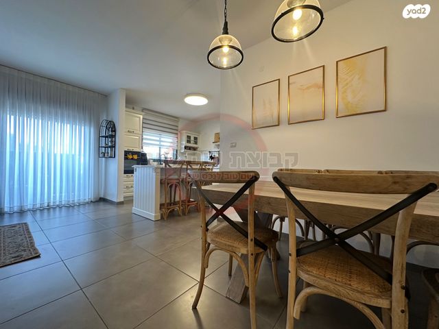 דירה, דבורה הנביאה, רובע יזרעאל סביוני העמק, עפולה