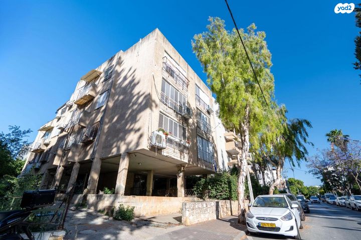 בעל שם טוב 35