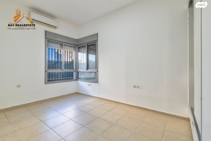 דירת גן, הנחשול, נאות רבין, יבנה