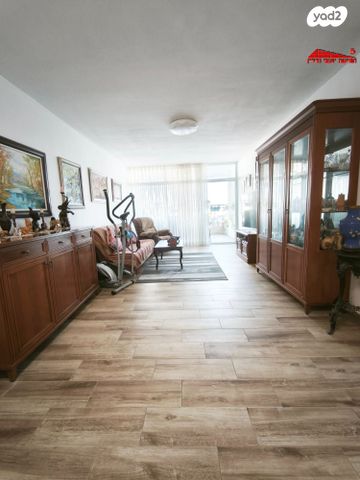 דירה, הקישון, רמז, מערב ותיק, ראשון לציון