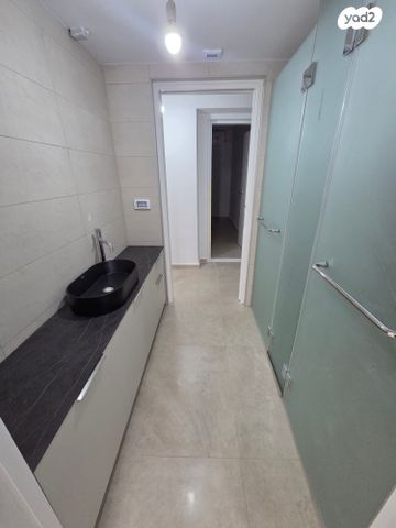 דירה, הל"ה, קטמון הישנה, ירושלים