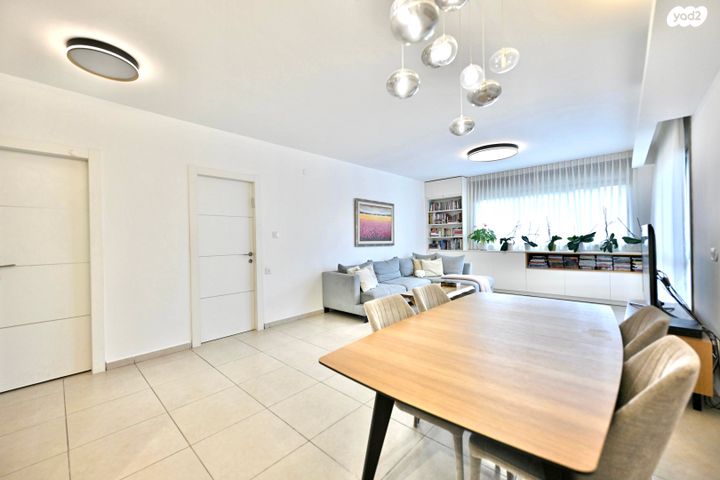 דירה, השייטת, הדרי סמל, נס ציונה