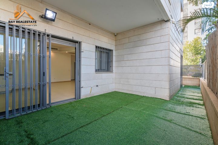 דירת גן, הנחשול, נאות רבין, יבנה