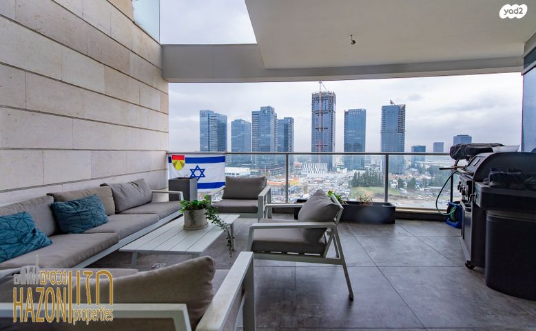 דירה, דגניה 8, נווה עוז, פתח תקווה