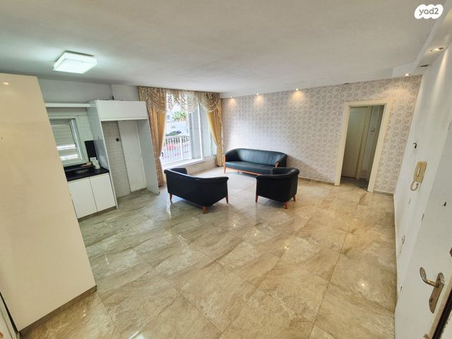 דירה, עגנון, דרום מערב ותיק, בת ים