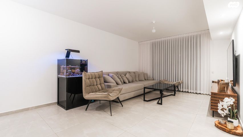 דירת גן, אופקים