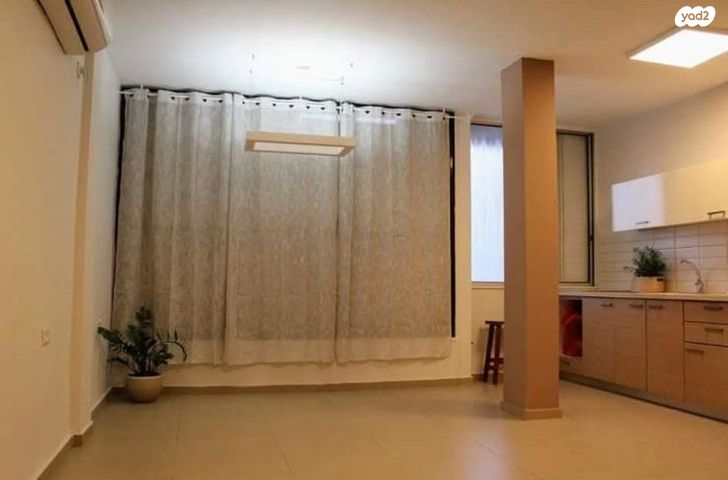 דירה, אנילביץ', לב העיר, בת ים