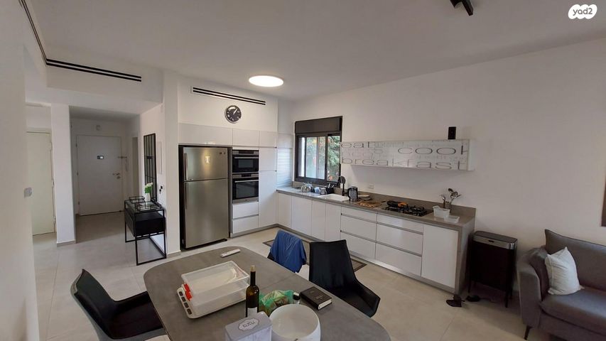 דירה, האחים טרבס, ד' / מערב מרכז העיר, רחובות