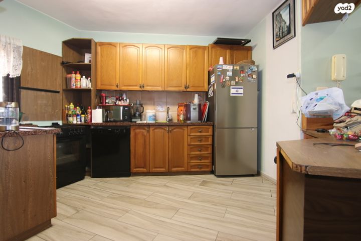 דירה, רמב"ם, ראשון לציון