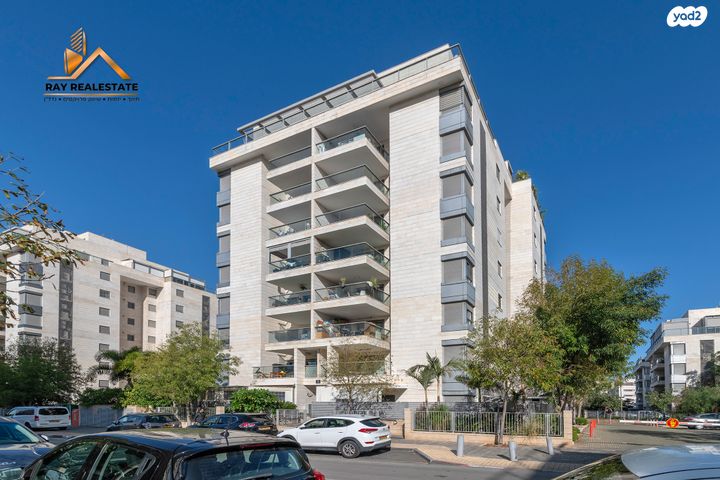 דירת גן, הנחשול, נאות רבין, יבנה