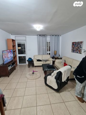 דירה, חטיבה שמונה 23, נווה זאב, נאות אילן, באר שבע