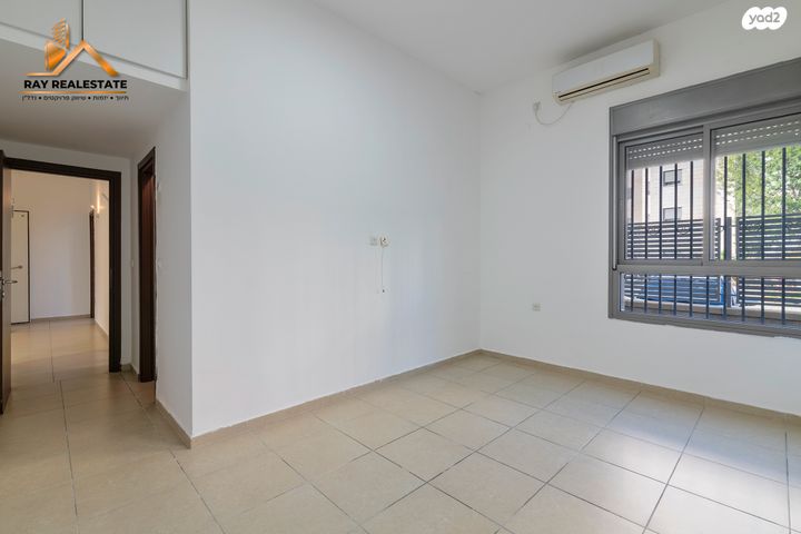 דירת גן, הנחשול, נאות רבין, יבנה