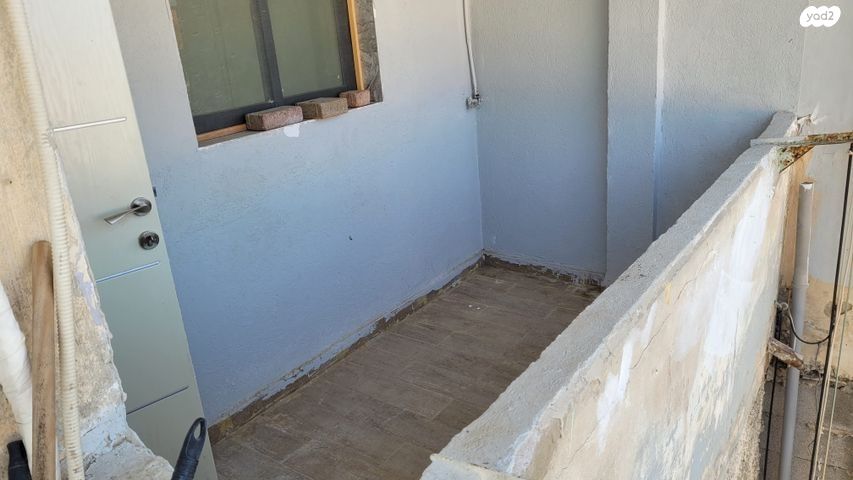 דירה, המפקד קיש 12, גבעת הרקפות, גבעת תל חי, קרית אתא