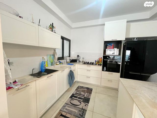 דירה, יצחק שמיר, נהריה