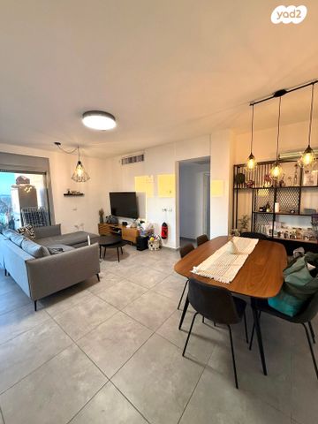 דירה, חרות, שכונת גפן, רמת גן