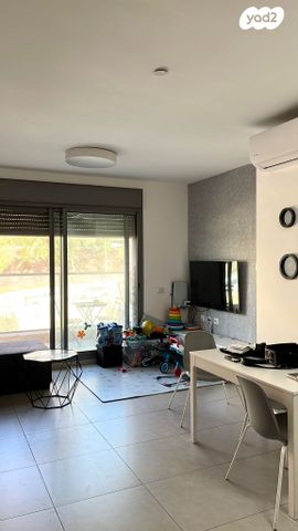 דירה, הארי טרומן, רמות, ירושלים