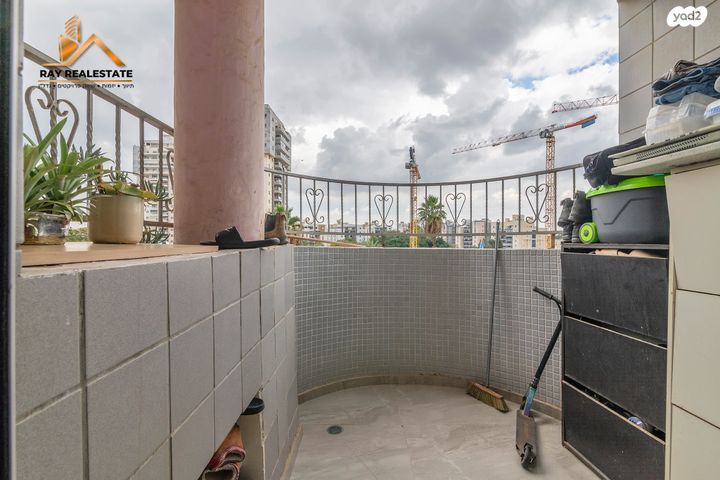 דירה, שדרות דואני, נאות בגין, לב יבנה, יבנה