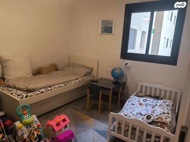 דירה, רעננה