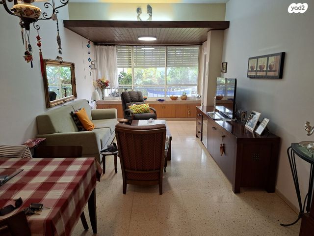 דירה, נחמיה, נווה שאנן, חיפה