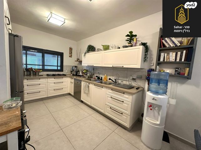 דו משפחתי, קדומים