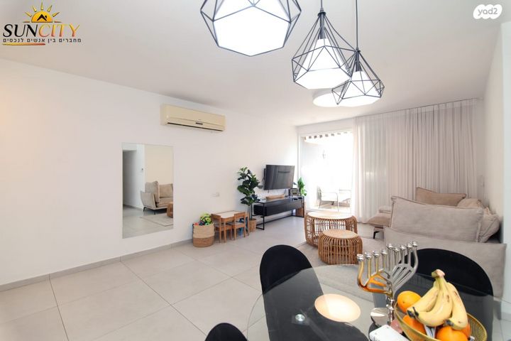 דירה, טרומפלדור 17, צפון מזרח מרכז העיר, נתניה