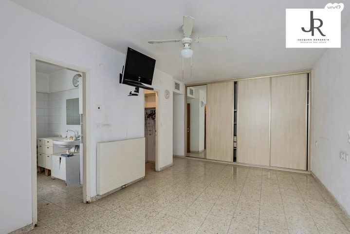 דירה, הדישון, מלחה, מנחת, ירושלים