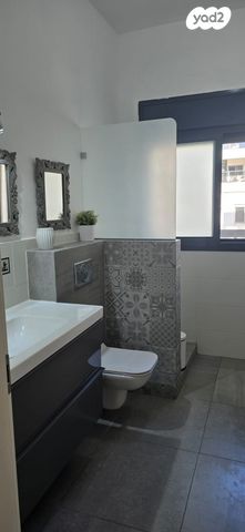 דירה, ז'בוטינסקי 21, עיר, מרכז העיר, נהריה