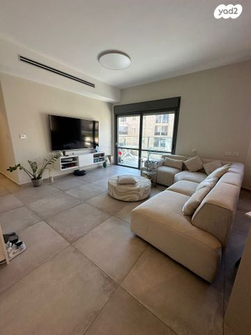 גדעון האוזנר 