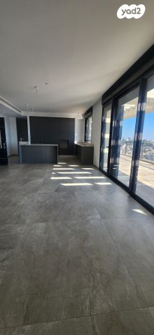 גג/ פנטהאוז, יעקב טהון, קרית היובל, ירושלים