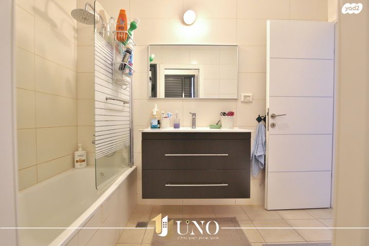 דירה, הברוש 6, נווה גנים, קרית מוצקין