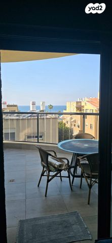 דירה, ז'בוטינסקי 21, עיר, מרכז העיר, נהריה