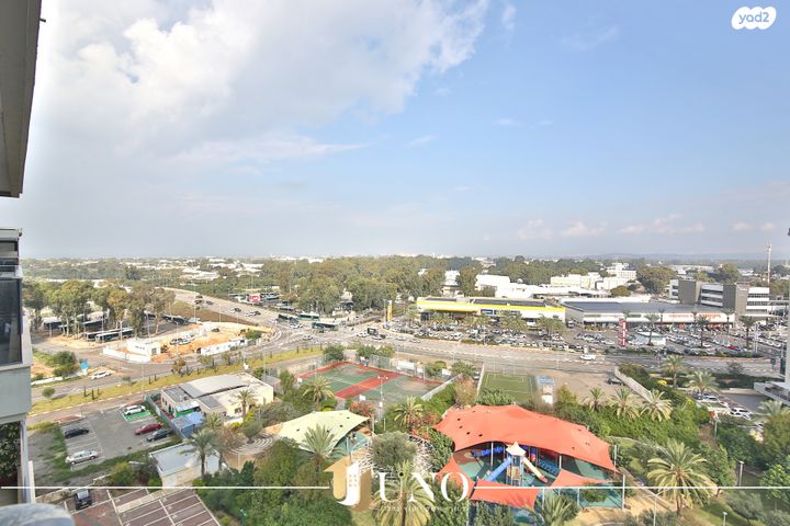 דירה, הברוש 6, נווה גנים, קרית מוצקין