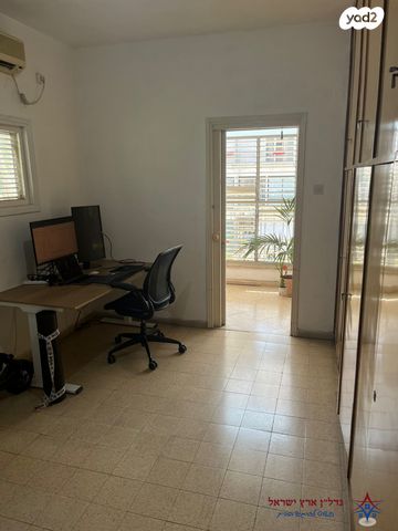 דירה, גוש עציון, הל"ה, גבעתיים