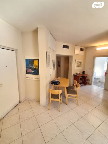 דירה, יד שלום, תל יהודה, רמת גן