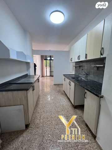 טריפלקס, שדרות וייצמן, ביאליק דרום, קרית ביאליק