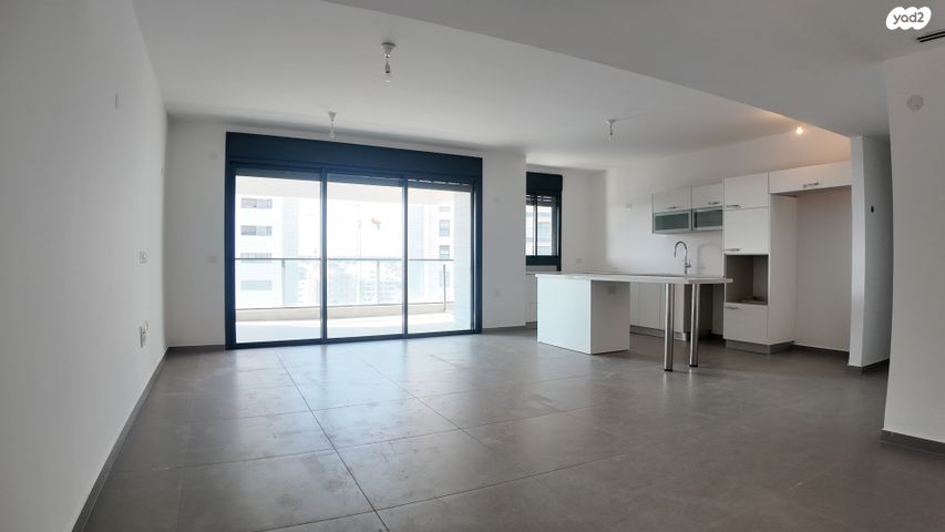 דירה, יונה וולך 7, גרין פארק החדשה, הוד השרון