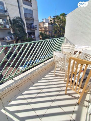 דירה, יד שלום, תל יהודה, רמת גן