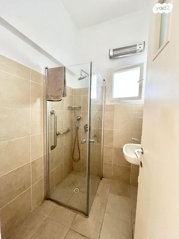 גג/ פנטהאוז, שדרות נורדאו, הצפון הישן - צפון, תל אביב יפו