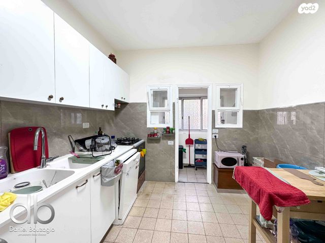 דירה, התיבונים, רחביה, ירושלים