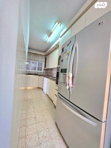 דירה, אריה שנקר 23, אגרובנק, חולון