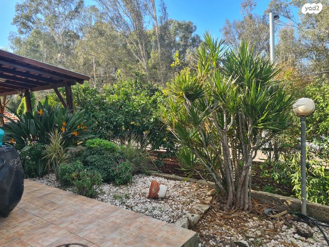 בית פרטי/ קוטג', פרדס חנה כרכור