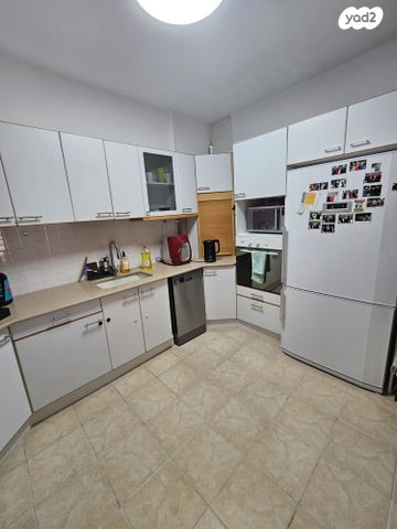 דירה, קרית חיים מזרחית, חיפה