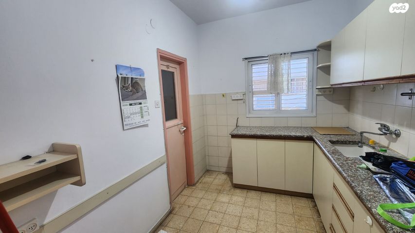 דירה, אחוזה, מרכז דרום, רעננה