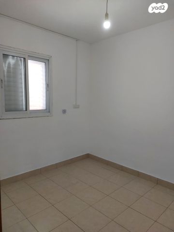 דירה, בן גוריון, אשקלון